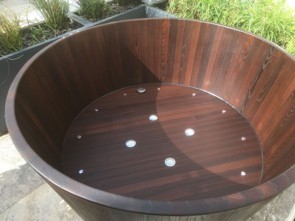 Wooden hot-tub